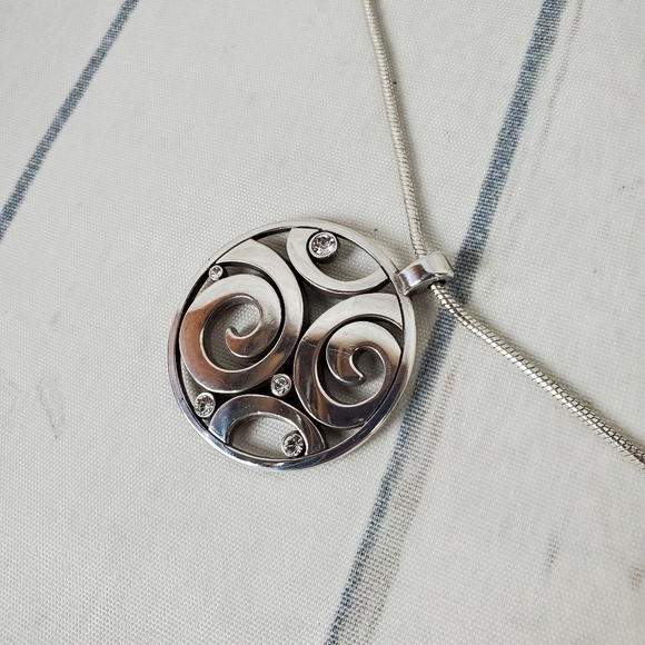 Vintage Brighton London Groove Neckline Large Circle Silver Plated Retired - Picture 2 of 10